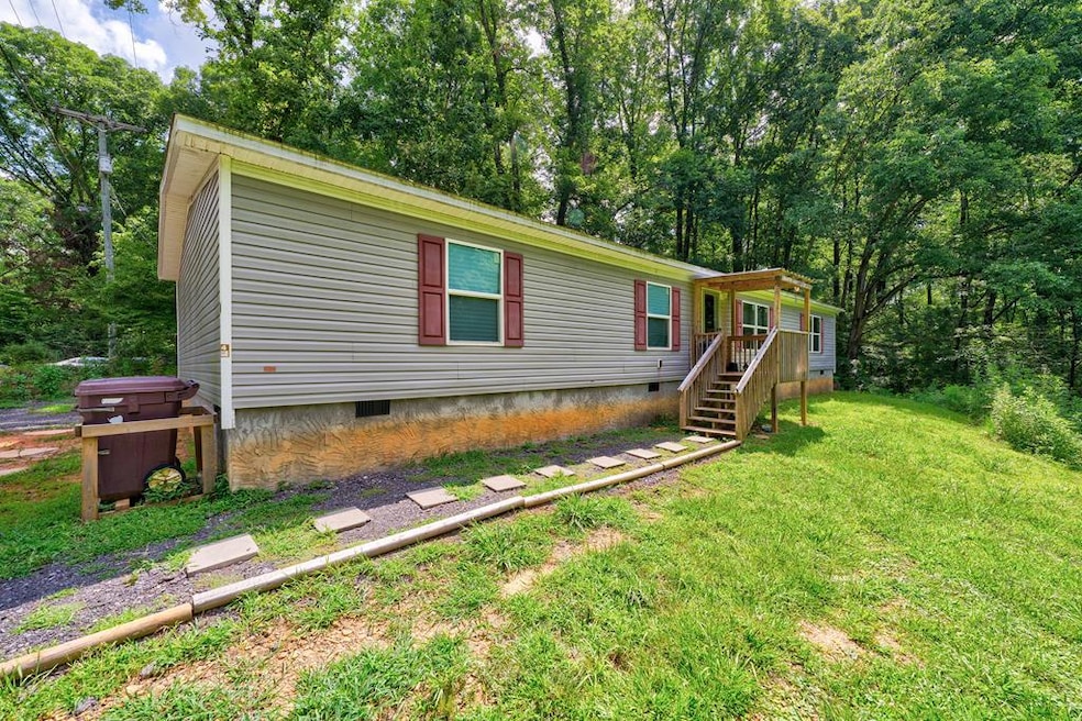 6496 Boardtown Rd, Ellijay, GA 30540 - photo 1