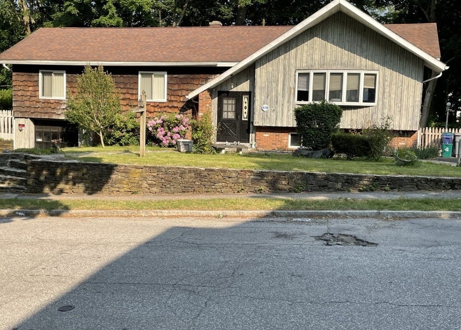 53 Fairfield St, Worcester, MA 01602 - photo 1