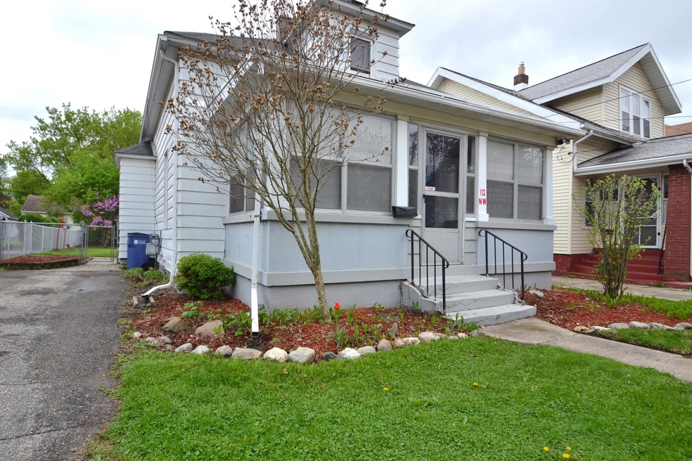 10 Burr Oak NW