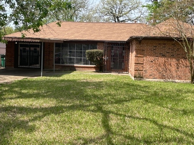 8917 Bertwood St, Houston, TX 77016 - photo 1