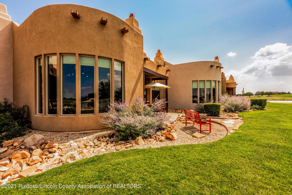 226 Pueblo Loop
