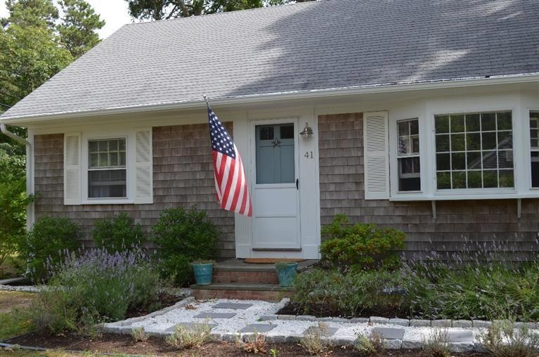 41 Robbins Rd, Harwich Port, MA 02646 - photo 1