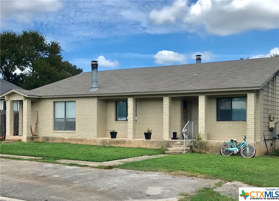 1008 Columbia St, San Marcos, TX 78666 - photo 1