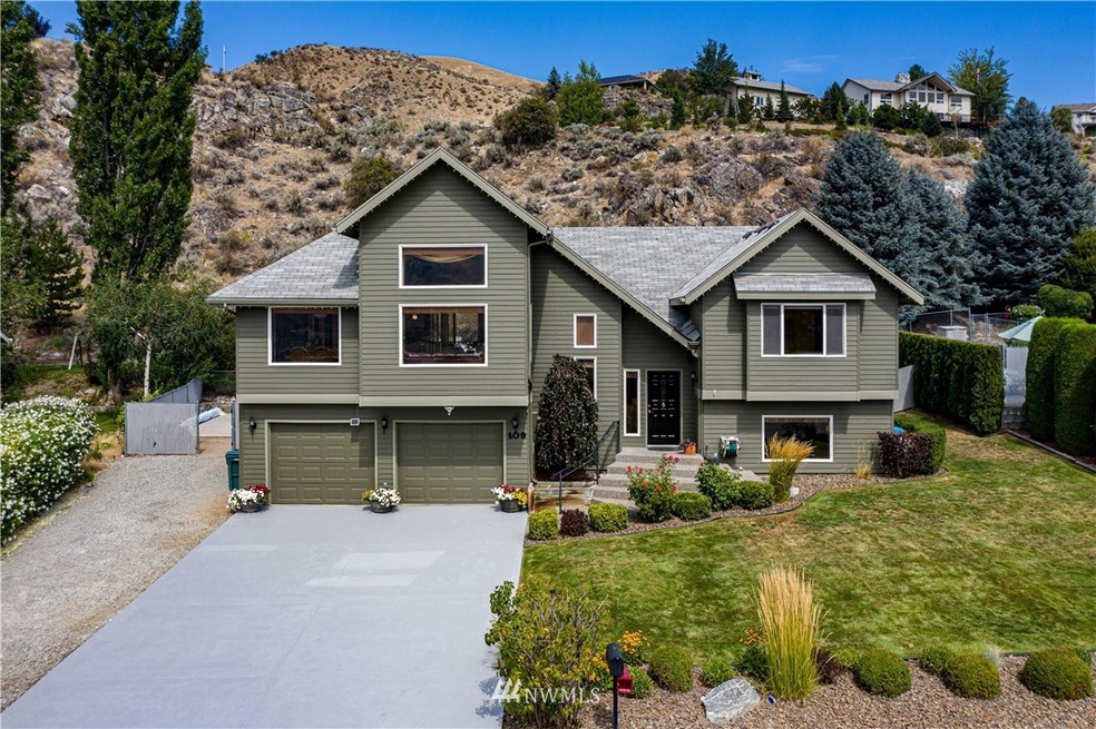109 Fair Way, Chelan, WA 98816 - photo 1