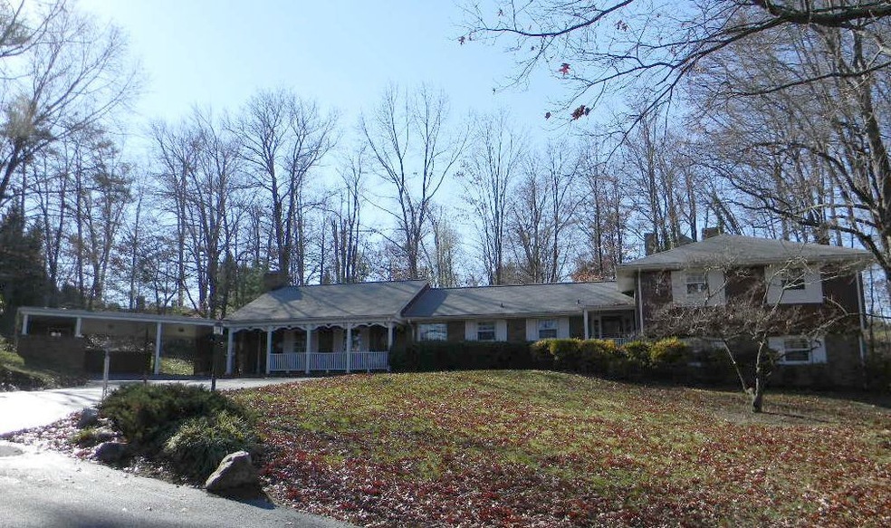 3701 Mud Lick Rd