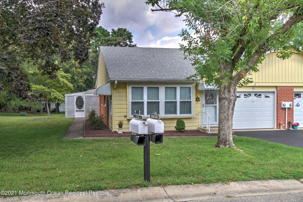 Welcome To 3-a Raleigh Dr