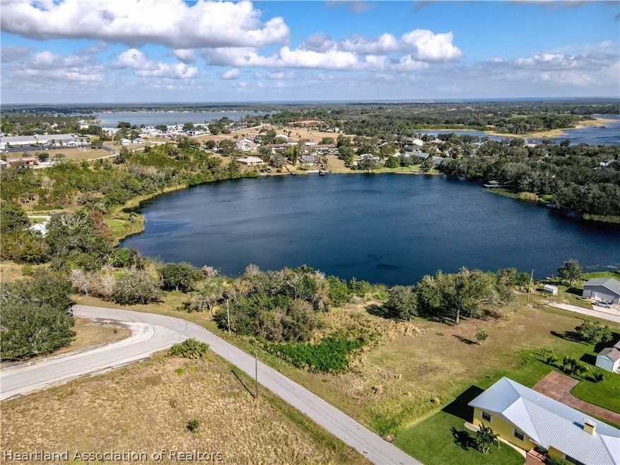 501 Reba Dr, Lake Placid, FL 33852 - photo 1