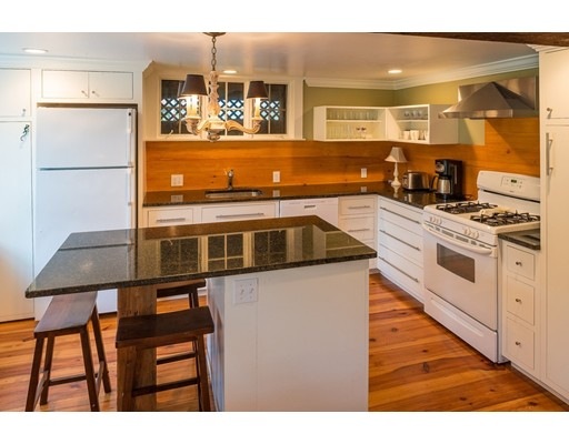 23 Waldron St, Marblehead, MA 01945 - photo 1