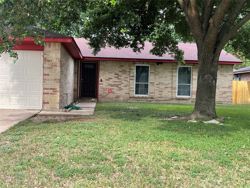 8522 Carriage Creek Dr, Houston, TX 77064 - photo 1