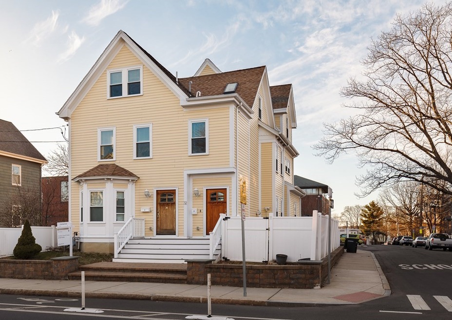 Sold $1,290,000 • Co-Listing Agent