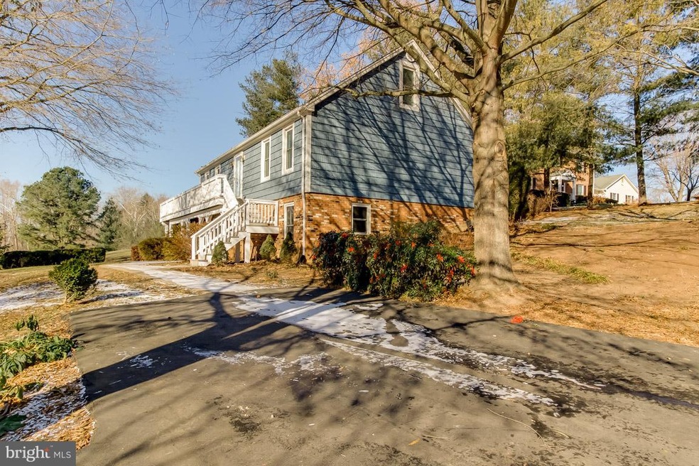 9666 Springs Rd, Warrenton, VA 20186 - photo 1