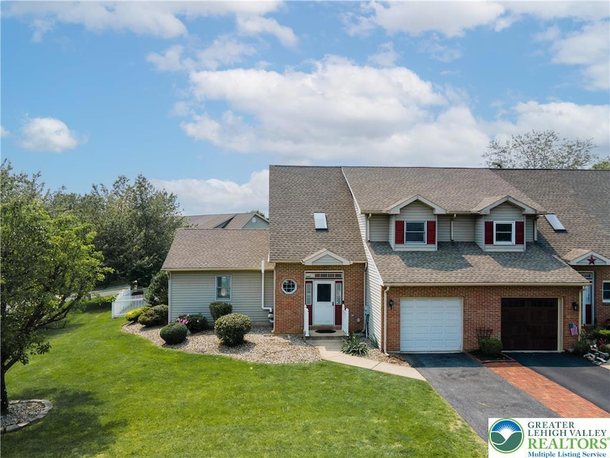 Sold $370,100 • Co-Listing Agent