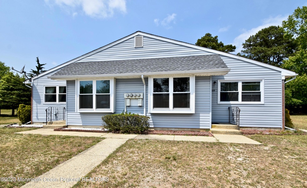 28 Hancock Dr unit A, Whiting, NJ 08759 - photo 1