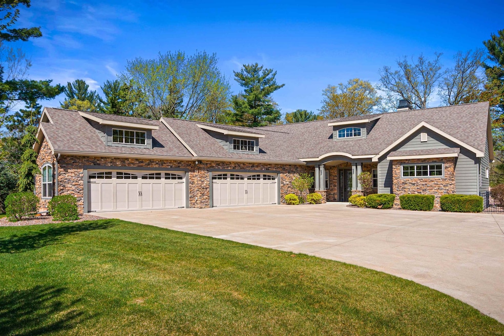 Under Contract $925,000