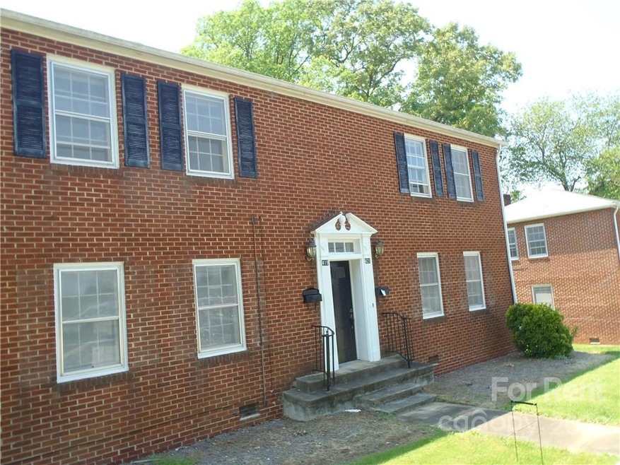 421 N Center St, Statesville, NC 28677 - photo 1