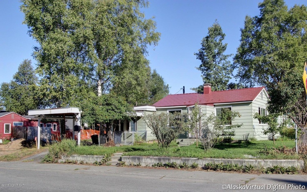 445 East 12th Avenue
