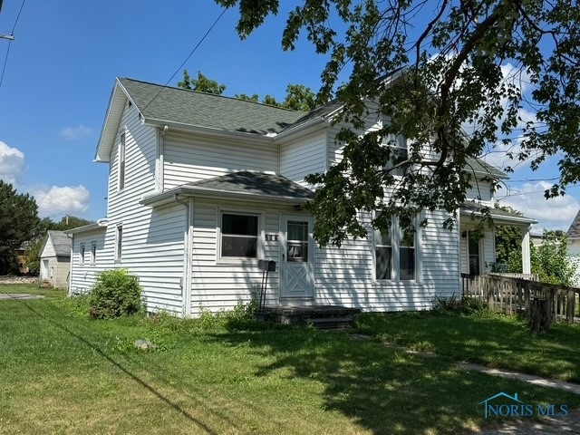 212 S Perry St, Woodville, OH 43469 - photo 1