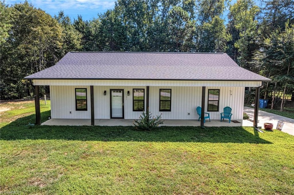 101 Lynn Dr, Archdale, NC 27263 - photo 1