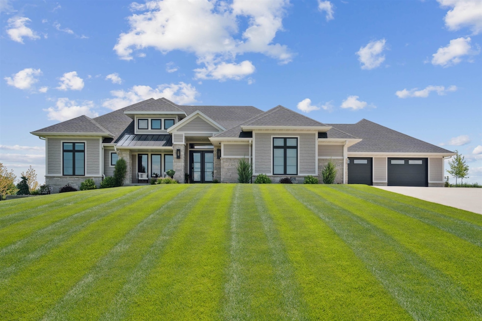 For Sale $884,800