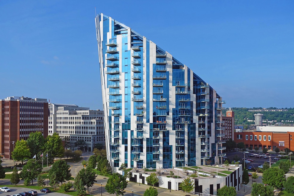 1 Ascent Main Exterior