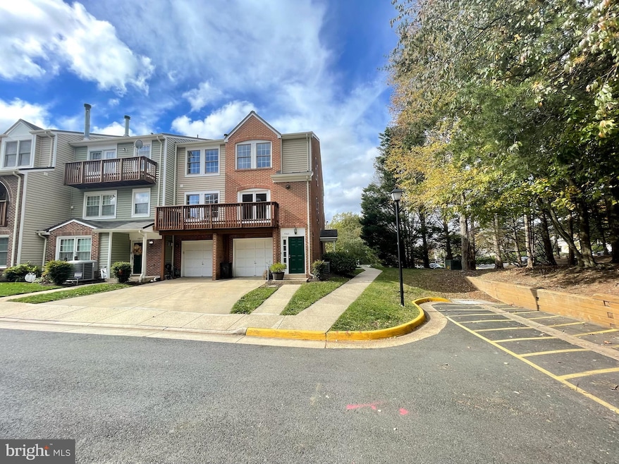 4060 Chetham Way, Woodbridge, VA 22192 - photo 1