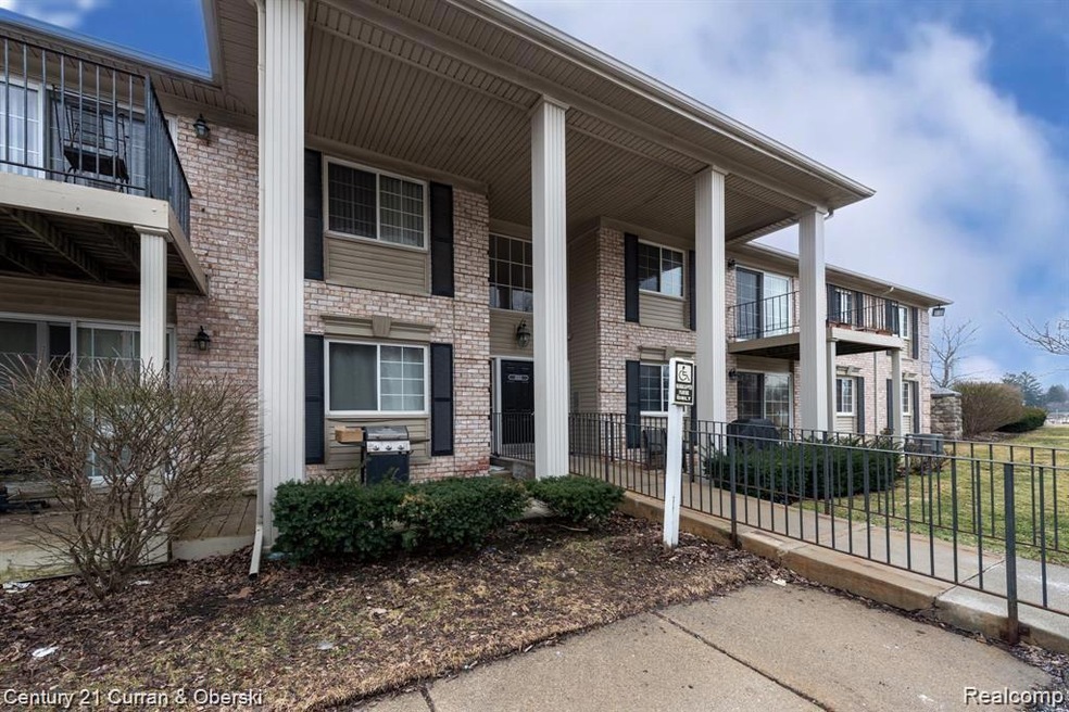 Welcome to 6103 Orchard Lake Rd!