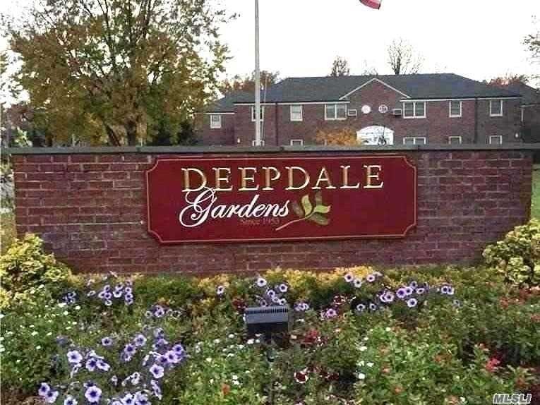 25112 60th Ave unit 547, Little Neck, NY 11362 - photo 1