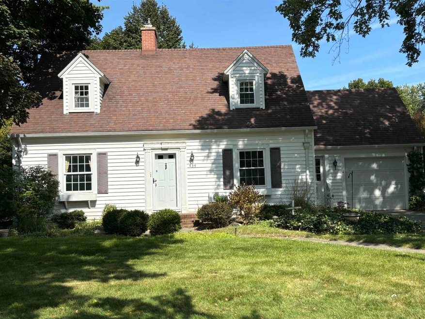 434 W Tuscola St, Frankenmuth, MI 48734 - photo 1