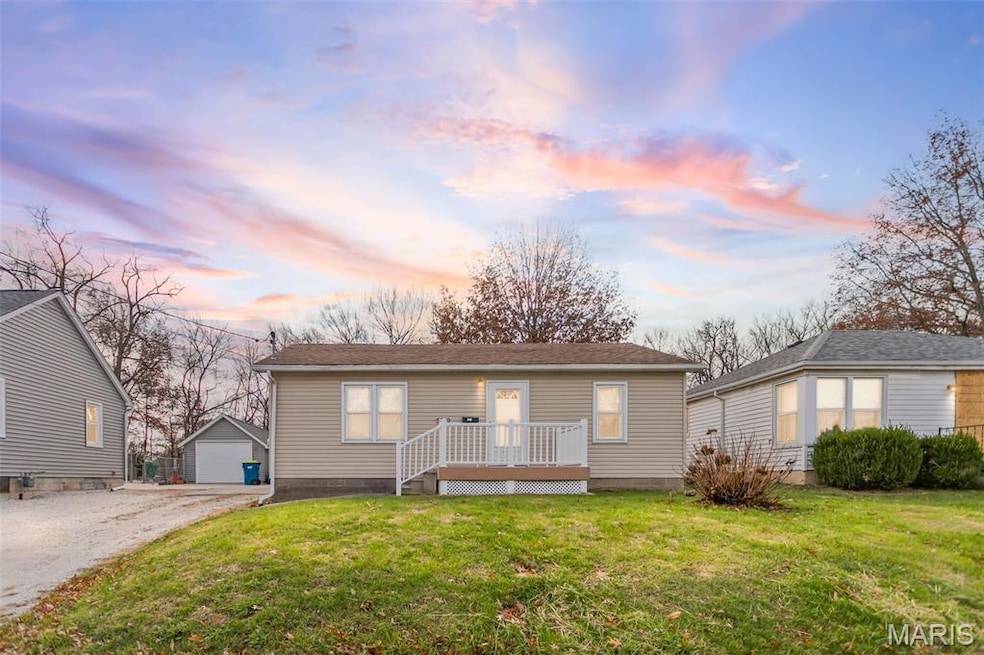 3619 Thomas Ave, Alton, IL 62002 - photo 1