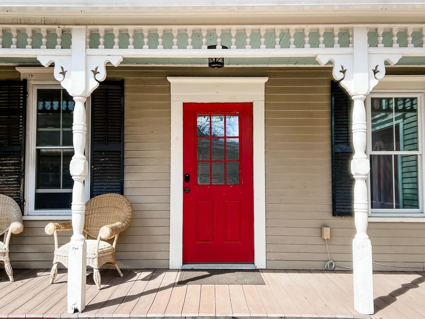 65 Pollard St, Conway, NH 03818 - photo 1