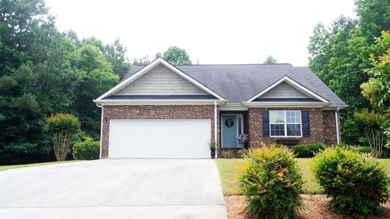 156 Aubrey Ave NE, Calhoun, GA 30701 - photo 1