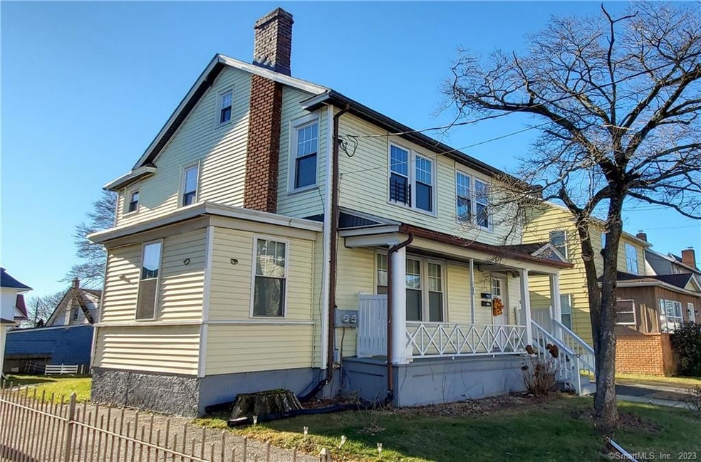 105 Manhattan Ave unit 2, Bridgeport, CT 06606 - photo 1