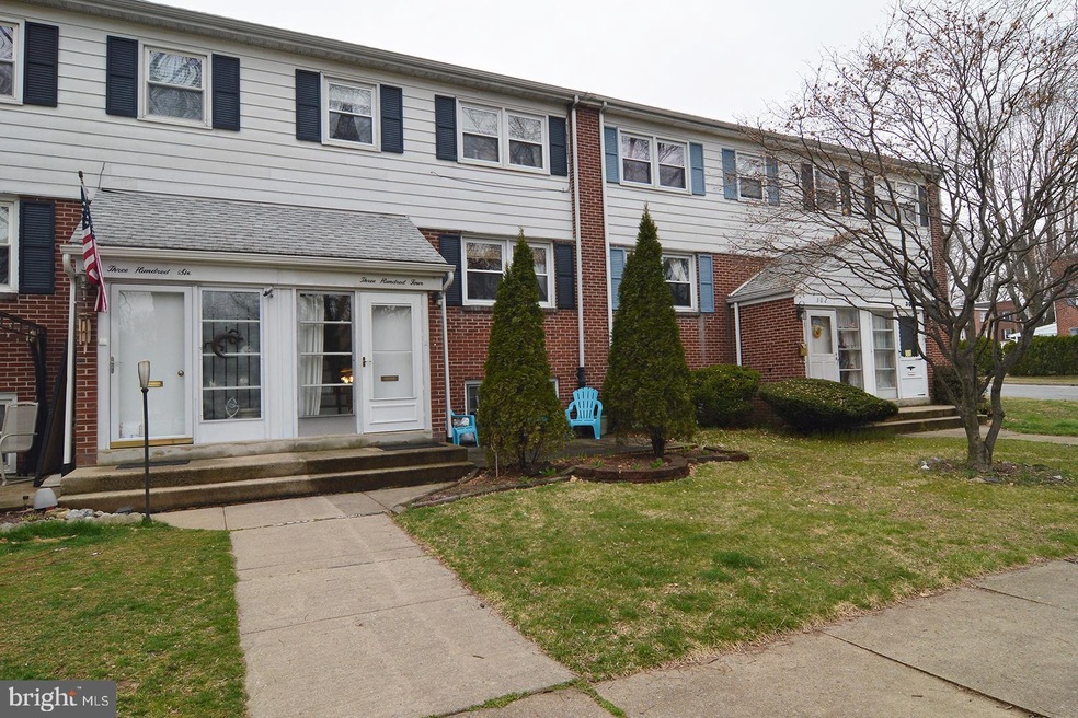 304 Playground Dr, Reading, PA 19611 - photo 1