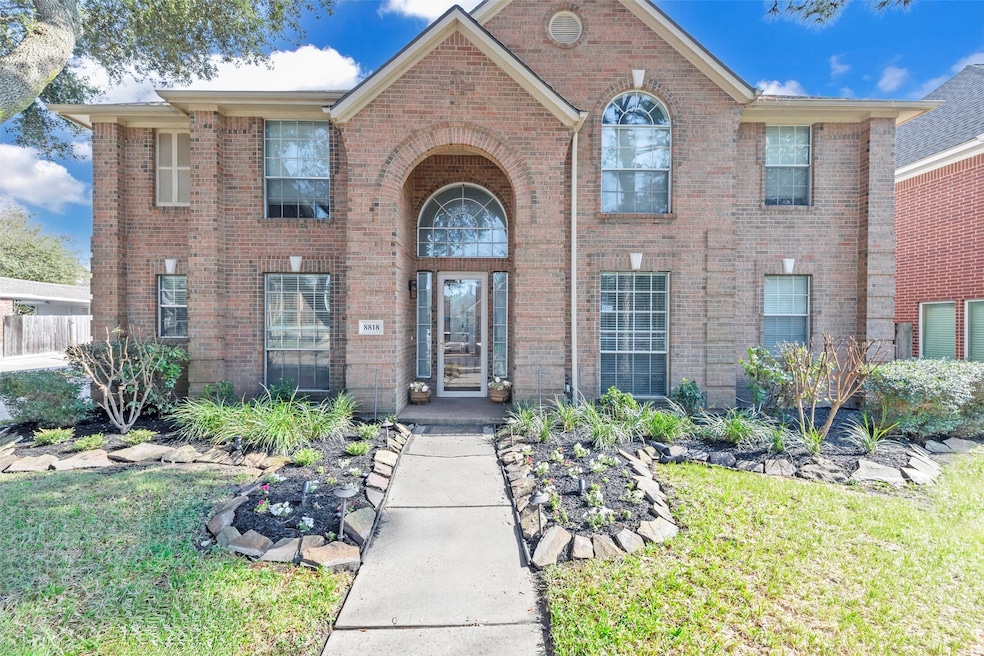 8818 Apple Mill Dr, Houston, TX 77095 - photo 1