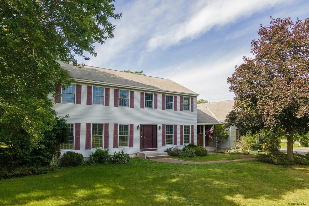 2823 Whitmyer Dr, Schenectady, NY 12309 - photo 1