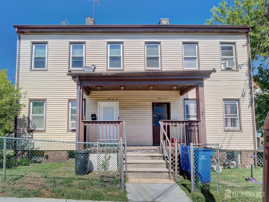 Under Contract $850,000