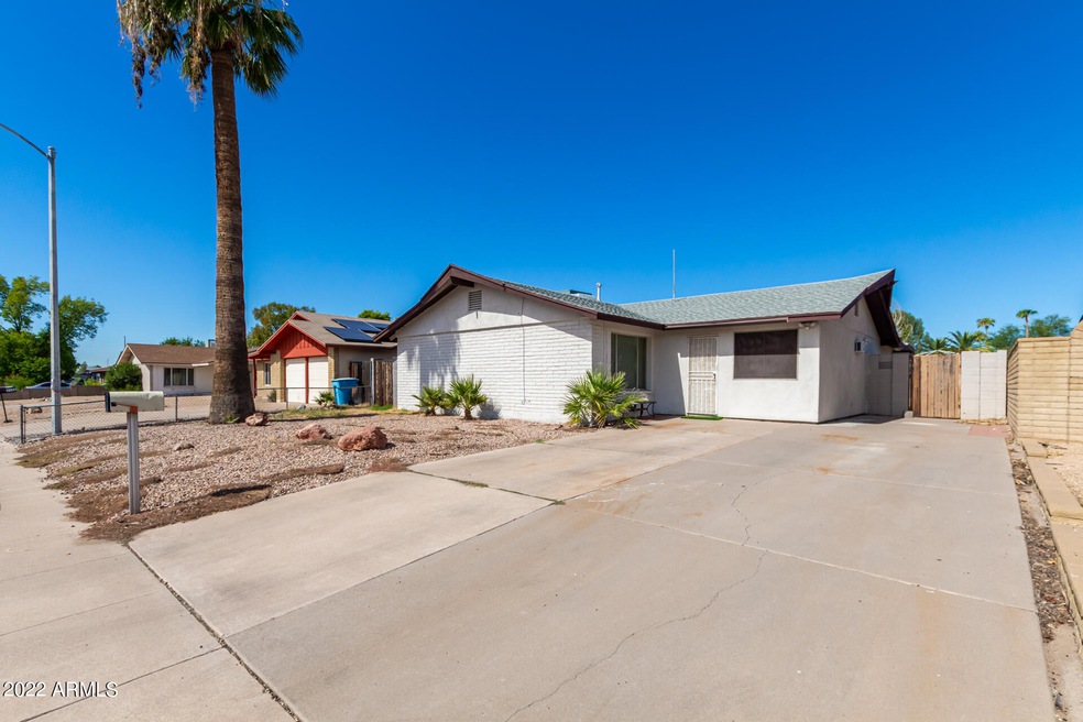 04 - Desert Cove