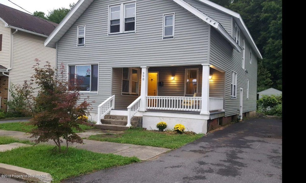 390 Academy St, Archbald, PA 18403 - photo 1