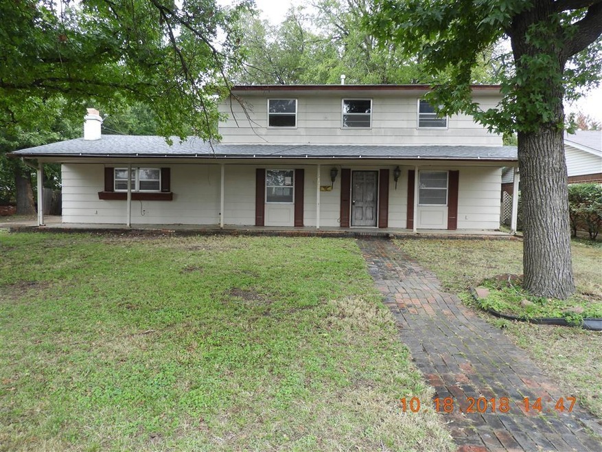 2105 N Beard St, Shawnee, OK 74804 - photo 1