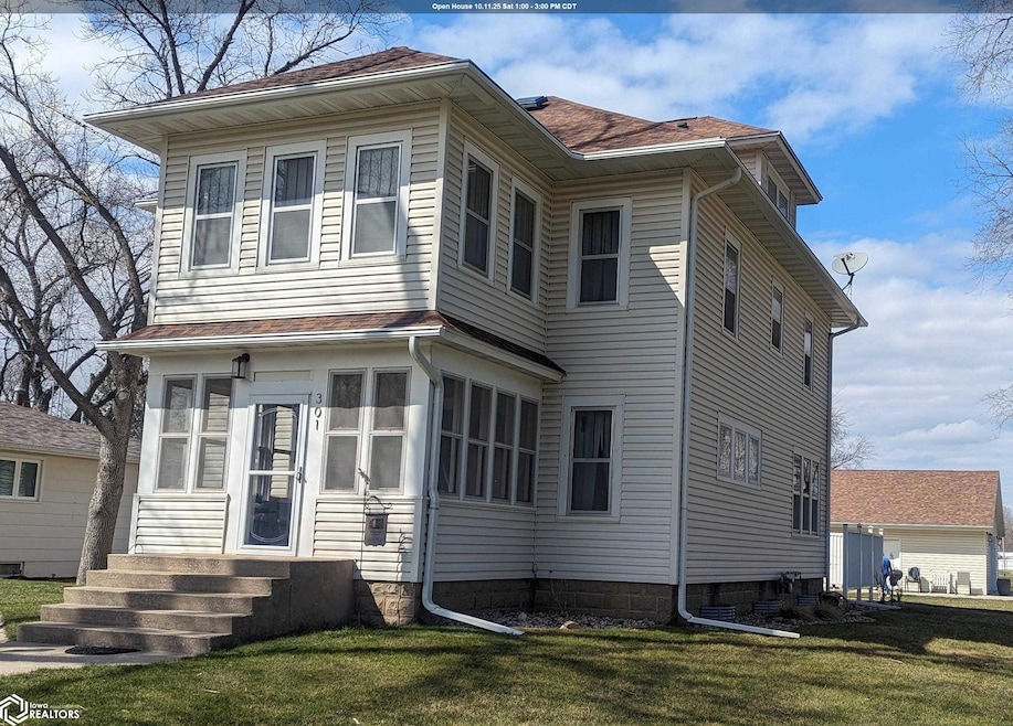 301 5th Ave N, Humboldt, IA 50548 - photo 1