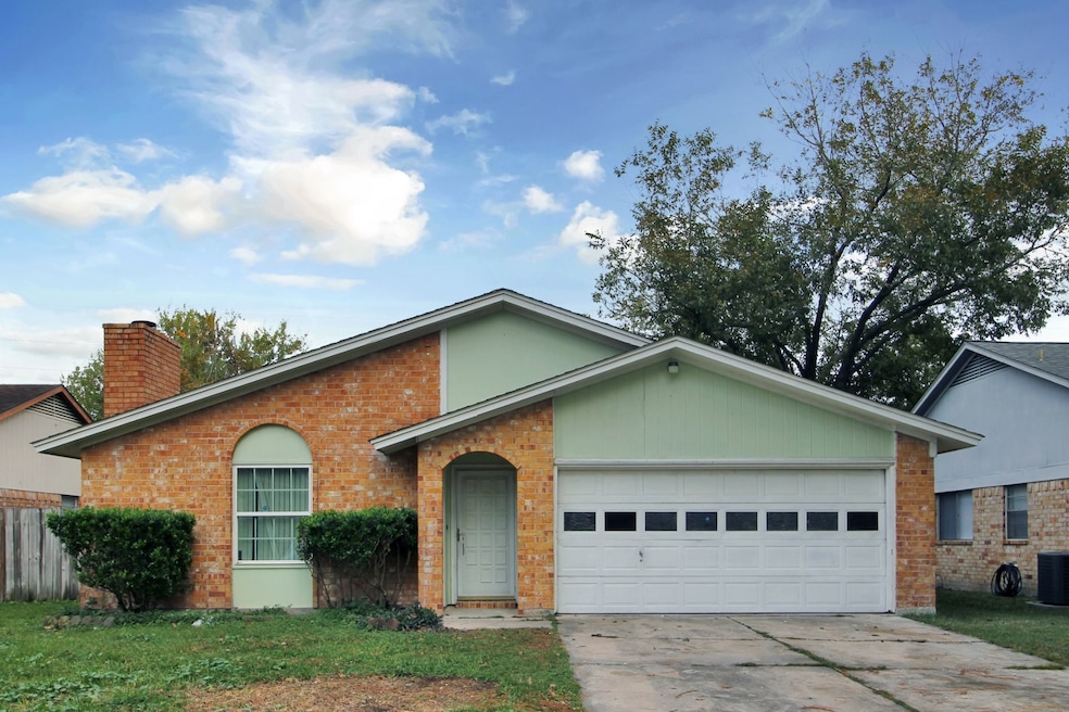 10510 Mackenzie Dr, Houston, TX 77086 - photo 1