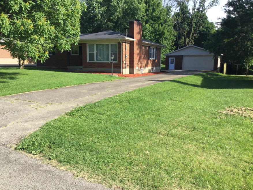 6004 Princess Way, Louisville, KY 40219 - photo 1