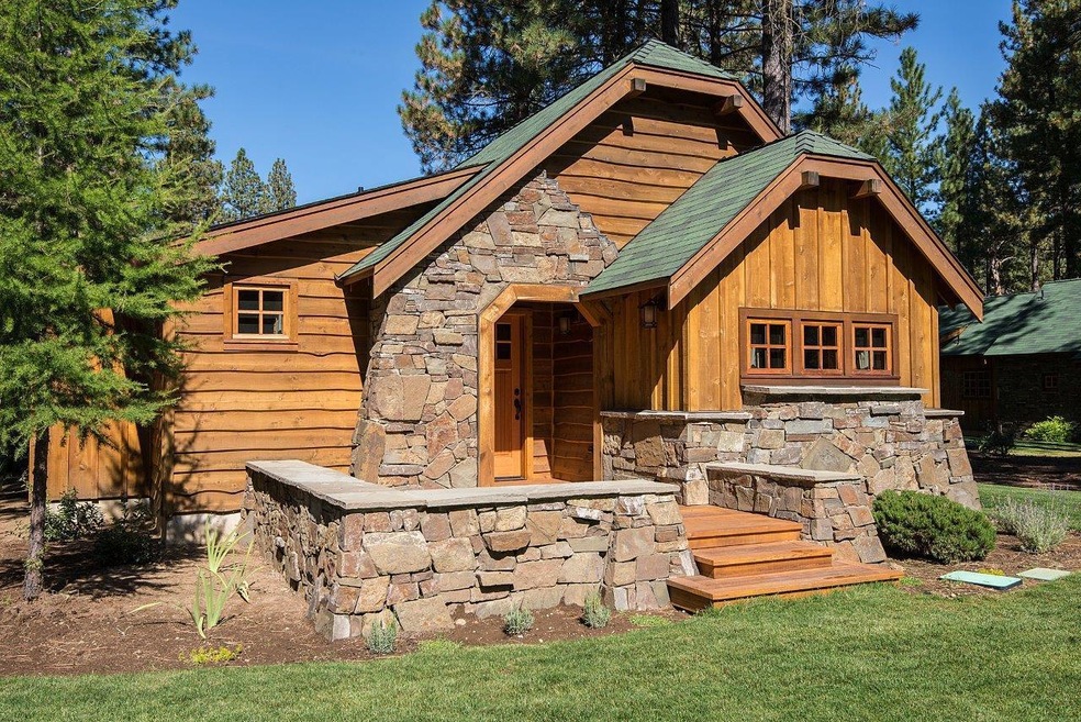 Cabin 26-U4