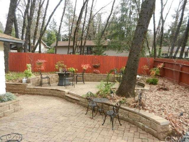 Beautiful Back Yard!!