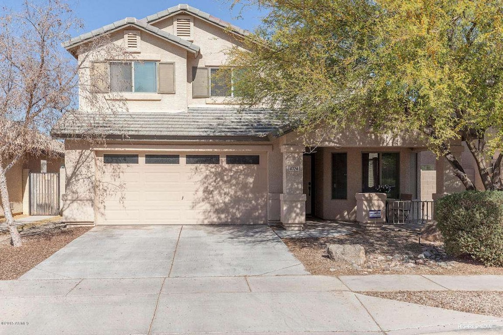 Front-4724 W Harwell-Laveen