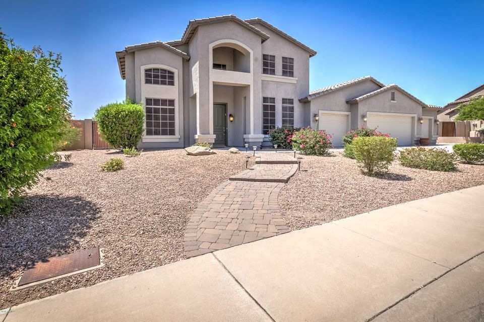 2034 N Piedra-2
