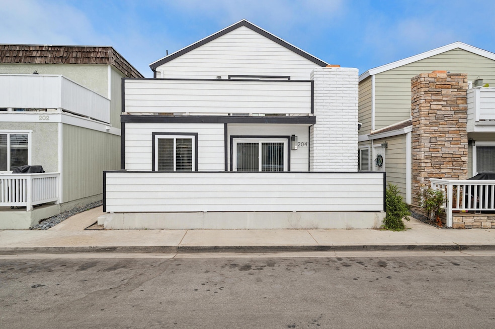 204 David Dr, Newport Beach, CA 92663 - photo 1