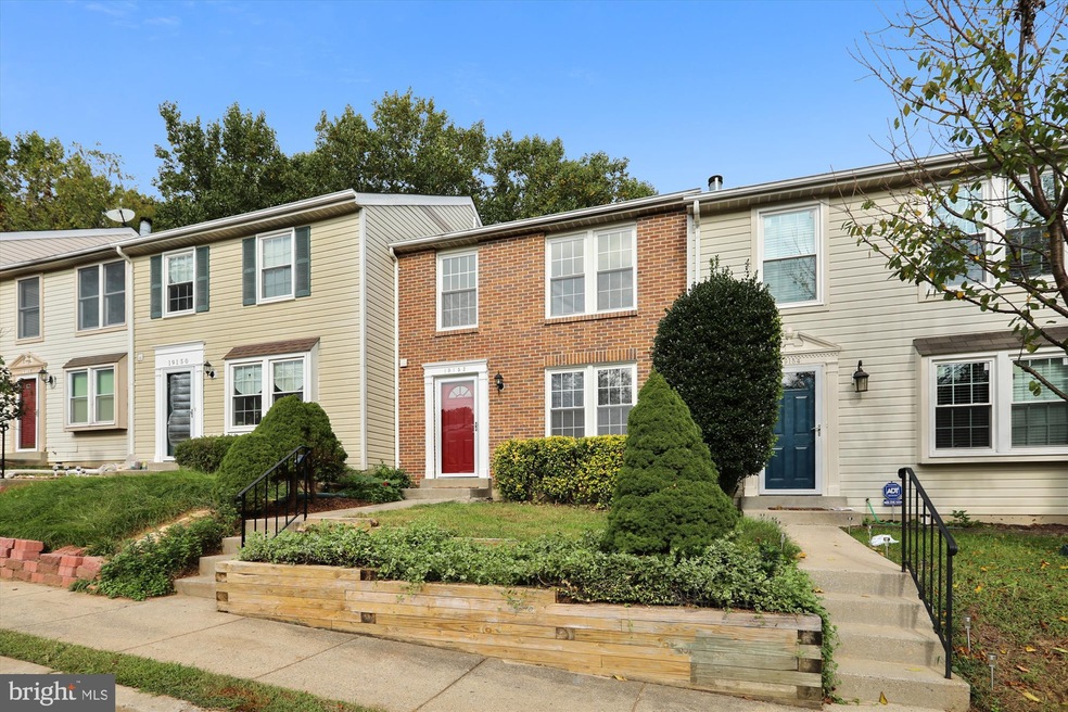 19152 Partridge Wood Dr, Germantown, MD 20874 - photo 1