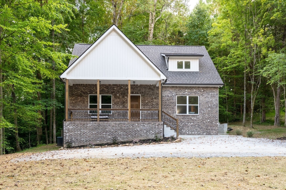 LUXE NEW HOME in Druid Hills!!!
Note: Green grass edits on outside photos