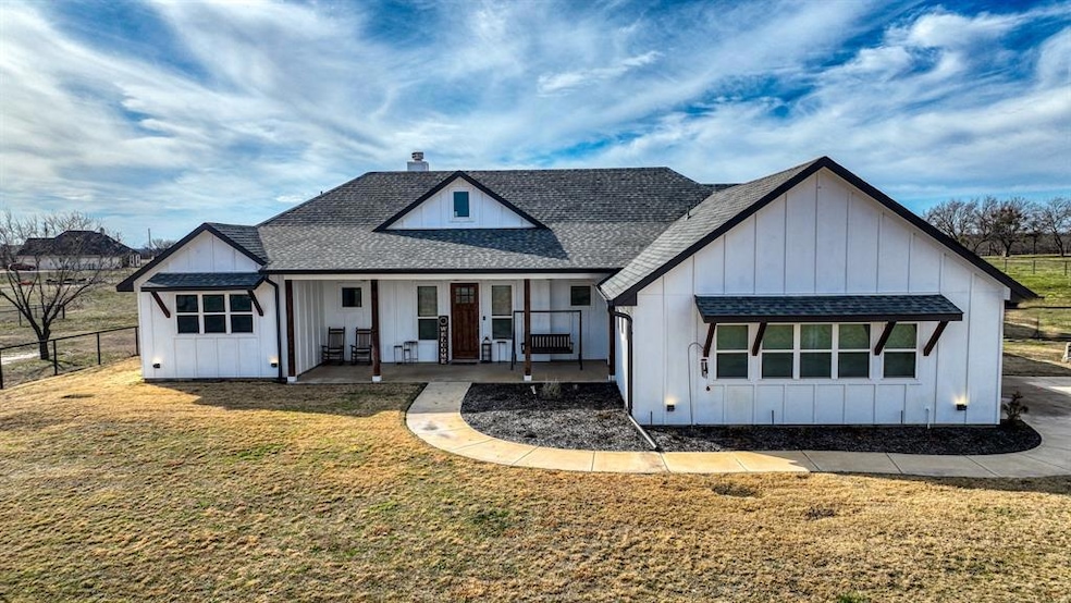 760 Heathington Rd, Weatherford, TX 76088 - photo 1